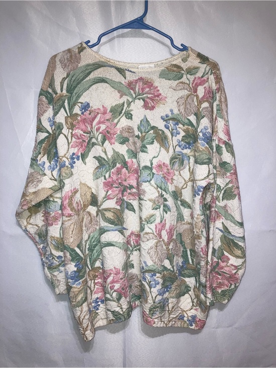County Seat Sweaters - Vintage Floral Crewneck Sweater in Cream with Pink Floral Print